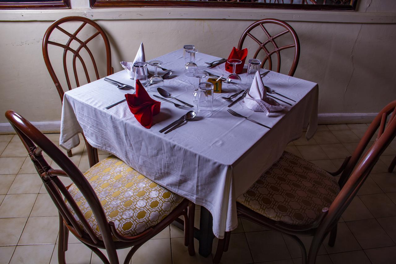 Izaak Walton Inn Embu المظهر الخارجي الصورة